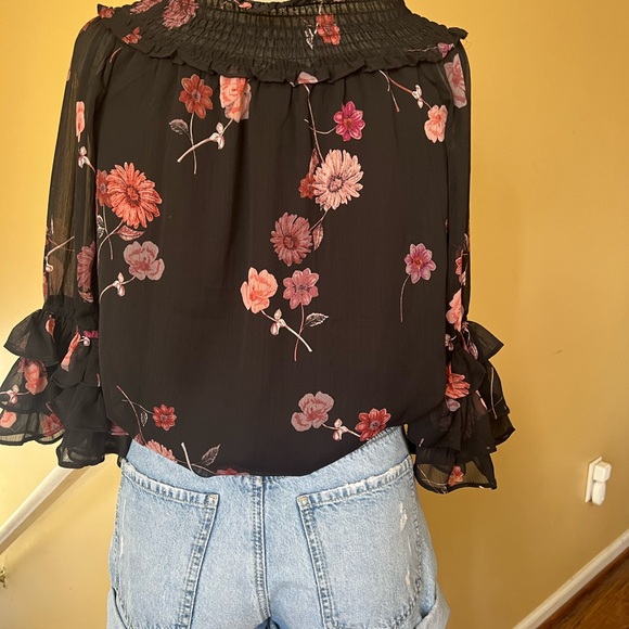 Garage Jeans Shorts - Picture 3 of 16